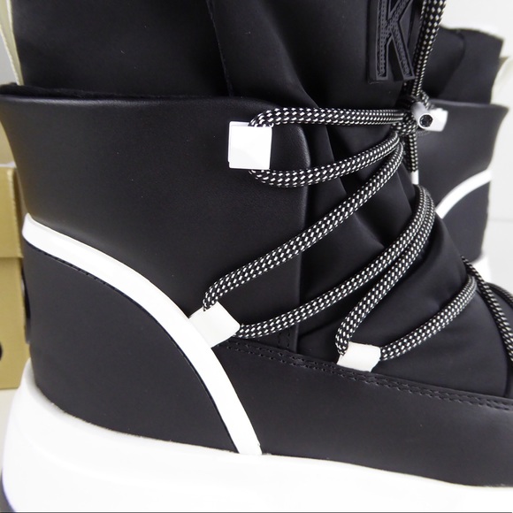 Michael Kors Cassia Leather Bootie Boots Black NIB - Picture 7 of 7